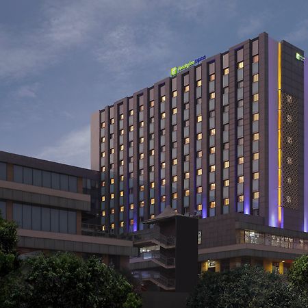 Holiday Inn Express Gurugram Sector 50 By Ihg Gurgaon Esterno foto