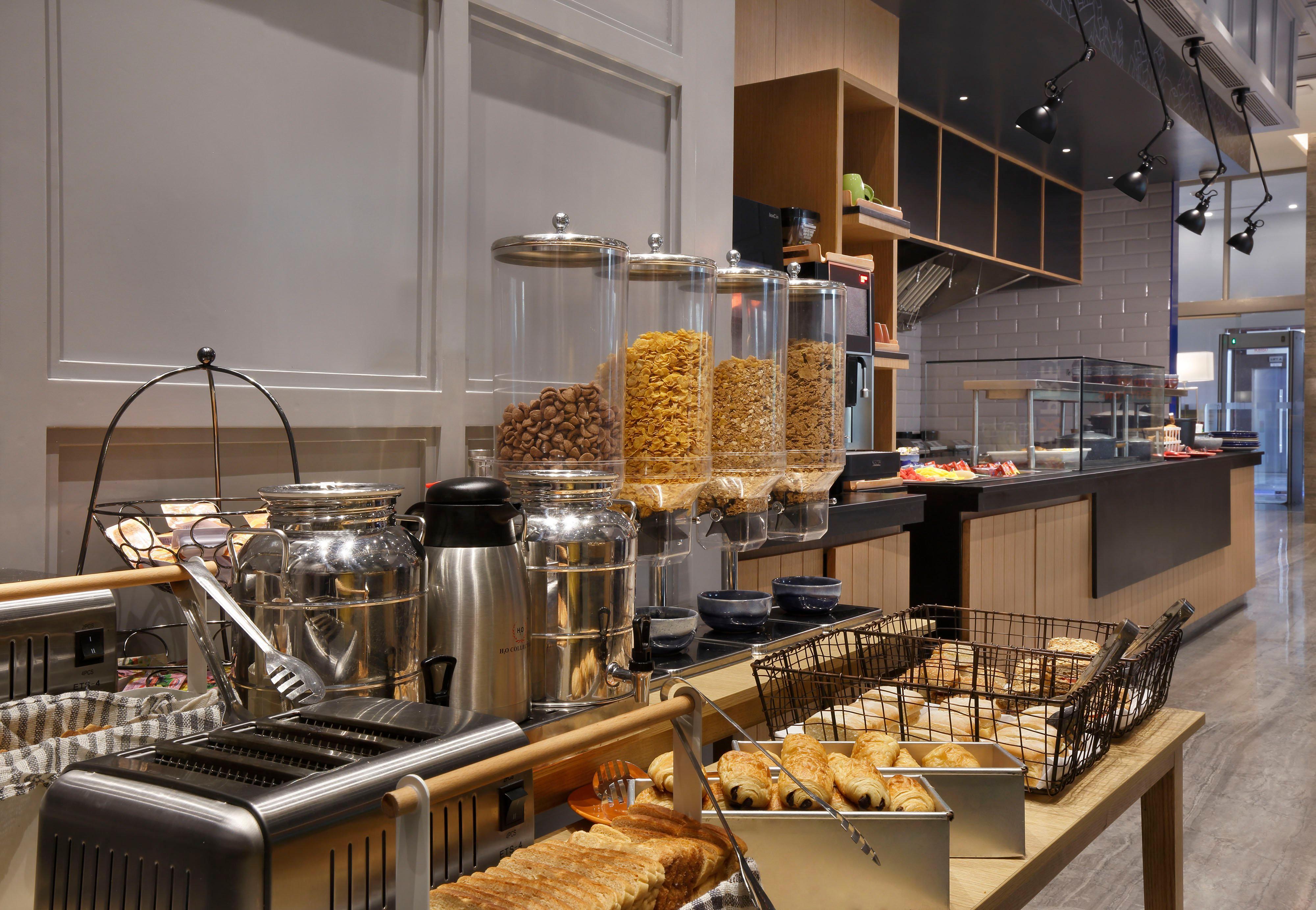 Holiday Inn Express Gurugram Sector 50 By Ihg Gurgaon Esterno foto